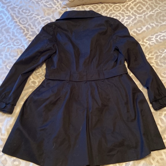 H&M black trench coat - Picture 5 of 5